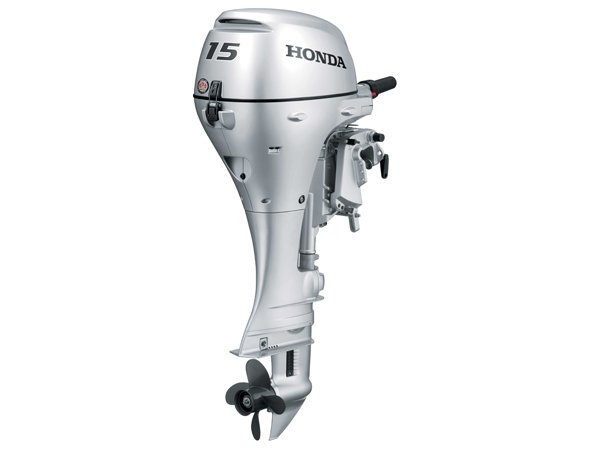 honda-outboard-34__89600_zoom.jpg 2018 Honda 15 Hp BF15D3SHS Outboard Motor - Image 1